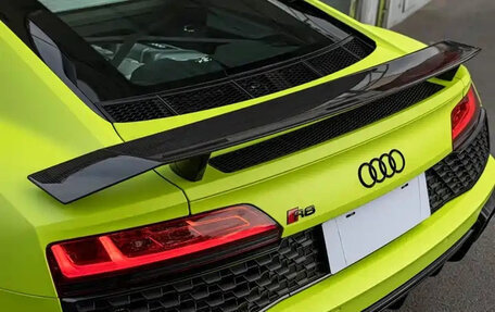 Audi R8, 2022 год, 29 917 112 рублей, 7 фотография