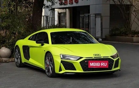 Audi R8, 2022 год, 29 917 112 рублей, 3 фотография