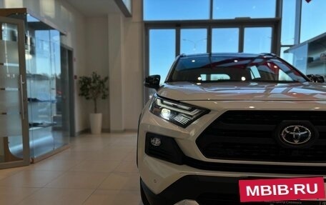 Toyota RAV4, 2025 год, 4 400 000 рублей, 9 фотография