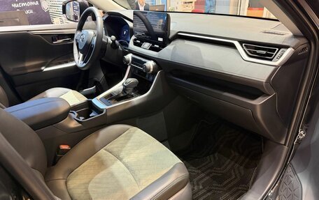 Toyota RAV4, 2025 год, 4 400 000 рублей, 10 фотография