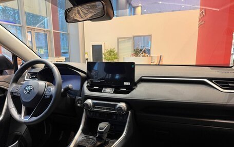 Toyota RAV4, 2025 год, 4 400 000 рублей, 14 фотография