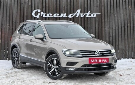 Volkswagen Tiguan II, 2019 год, 2 620 000 рублей, 7 фотография