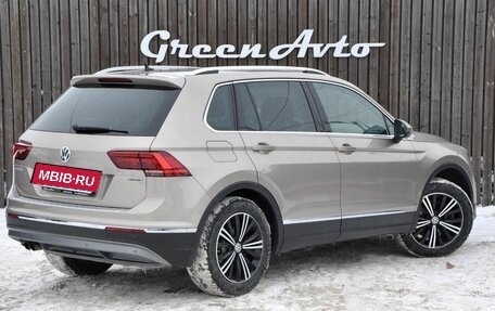 Volkswagen Tiguan II, 2019 год, 2 620 000 рублей, 5 фотография