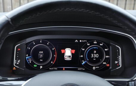 Volkswagen Tiguan II, 2019 год, 2 620 000 рублей, 13 фотография