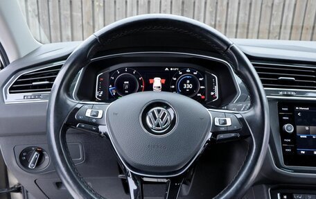 Volkswagen Tiguan II, 2019 год, 2 620 000 рублей, 14 фотография
