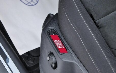 Volkswagen Tiguan II, 2019 год, 2 620 000 рублей, 11 фотография