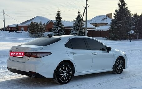 Toyota Camry, 2018 год, 2 650 000 рублей, 5 фотография