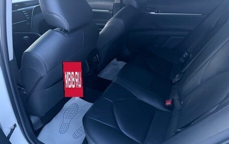 Toyota Camry, 2018 год, 2 650 000 рублей, 18 фотография