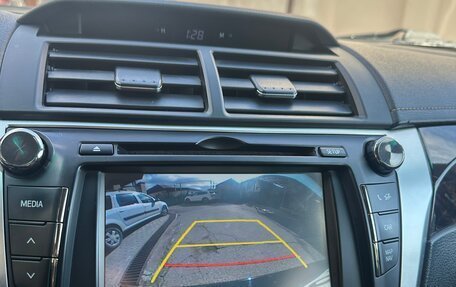 Toyota Camry, 2016 год, 2 080 000 рублей, 10 фотография