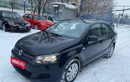 Volkswagen Polo VI (EU Market), 2015 год, 700 000 рублей, 3 фотография