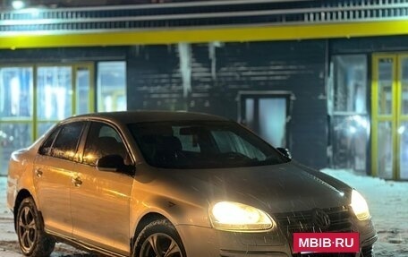 Volkswagen Jetta VI, 2008 год, 350 000 рублей, 2 фотография