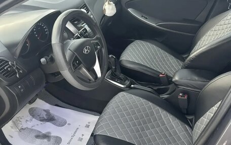 Hyundai Solaris II рестайлинг, 2015 год, 1 100 000 рублей, 3 фотография