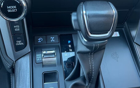 Toyota Land Cruiser, 2023 год, 8 750 000 рублей, 13 фотография