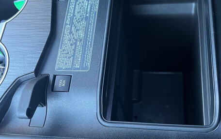 Toyota Land Cruiser, 2023 год, 8 750 000 рублей, 14 фотография