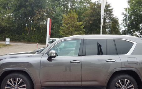 Lexus LX, 2023 год, 12 776 000 рублей, 6 фотография