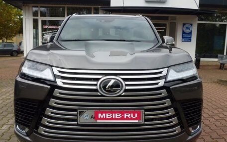 Lexus LX, 2023 год, 12 776 000 рублей, 2 фотография