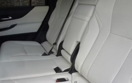 Lexus LX, 2023 год, 12 776 000 рублей, 14 фотография