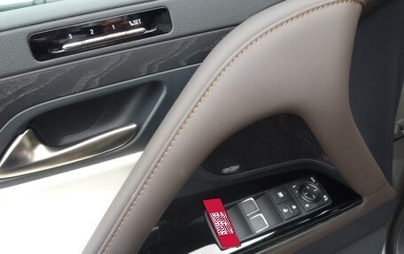 Lexus LX, 2023 год, 12 776 000 рублей, 13 фотография