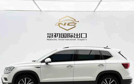 Volkswagen Tharu, 2022 год, 1 850 000 рублей, 7 фотография