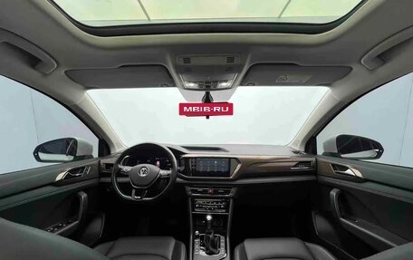 Volkswagen Tharu, 2022 год, 1 850 000 рублей, 9 фотография