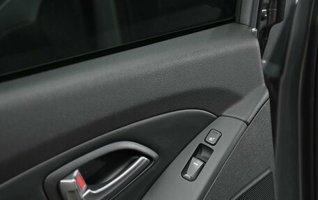 Hyundai ix35 I рестайлинг, 2015 год, 1 265 000 рублей, 14 фотография