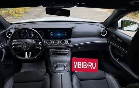 Mercedes-Benz E-Класс, 2020 год, 4 250 000 рублей, 5 фотография