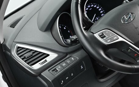 Hyundai Santa Fe III рестайлинг, 2018 год, 1 875 000 рублей, 9 фотография