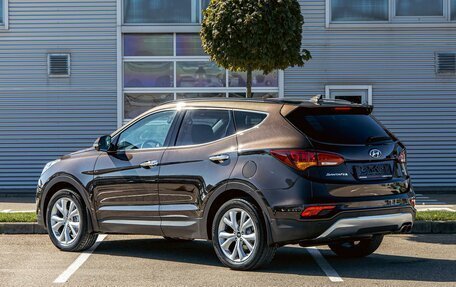 Hyundai Santa Fe III рестайлинг, 2018 год, 1 855 000 рублей, 4 фотография