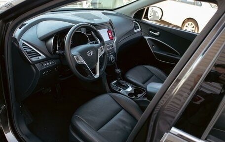 Hyundai Santa Fe III рестайлинг, 2018 год, 1 855 000 рублей, 13 фотография