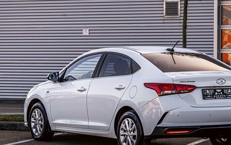 Hyundai Solaris II рестайлинг, 2021 год, 1 355 000 рублей, 9 фотография