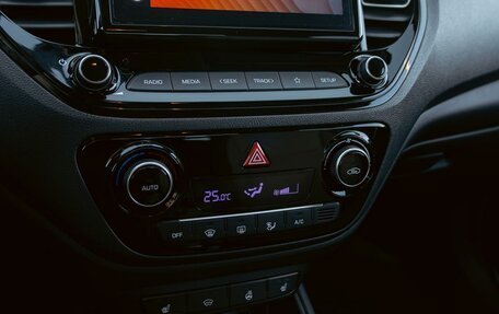 Hyundai Solaris II рестайлинг, 2021 год, 1 355 000 рублей, 15 фотография