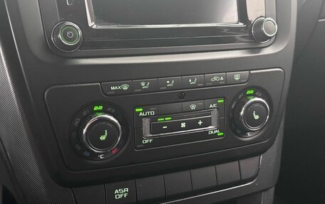 Skoda Yeti I рестайлинг, 2017 год, 1 399 000 рублей, 20 фотография