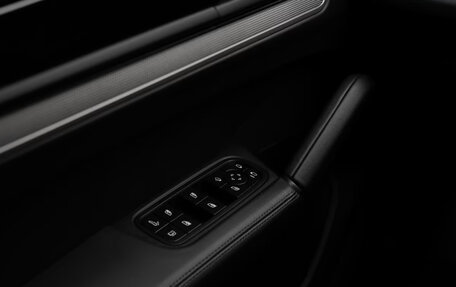 Porsche Cayenne III, 2023 год, 9 070 000 рублей, 13 фотография