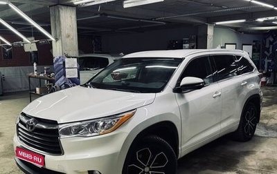 Toyota Highlander III, 2015 год, 2 830 000 рублей, 1 фотография