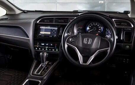 Honda Shuttle II, 2016 год, 1 000 000 рублей, 16 фотография