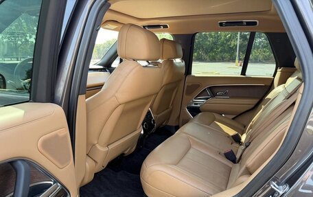 Land Rover Range Rover IV рестайлинг, 2022 год, 17 000 000 рублей, 6 фотография