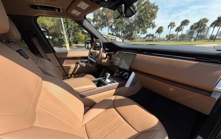Land Rover Range Rover IV рестайлинг, 2022 год, 17 000 000 рублей, 4 фотография