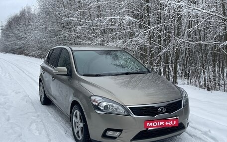 KIA cee'd I рестайлинг, 2010 год, 970 000 рублей, 3 фотография