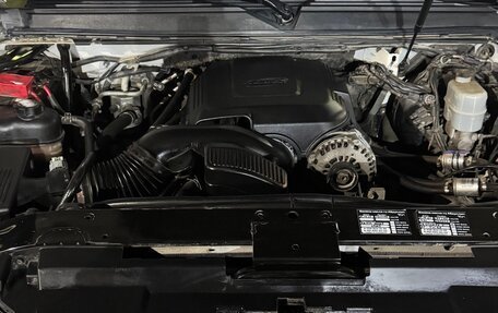 Cadillac Escalade III, 2012 год, 2 330 000 рублей, 9 фотография