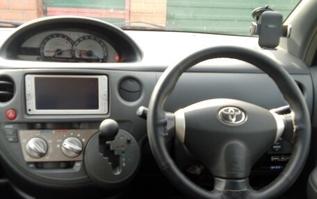 Toyota Sienta I, 2013 год, 950 000 рублей, 11 фотография
