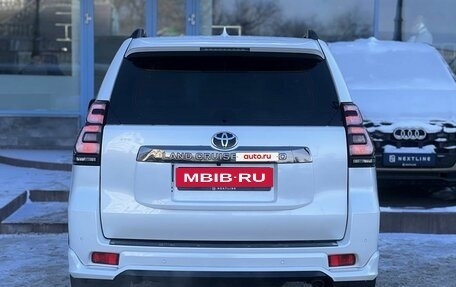 Toyota Land Cruiser Prado 150 рестайлинг 2, 2021 год, 6 990 000 рублей, 7 фотография
