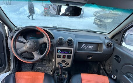 Renault Logan I, 2005 год, 125 000 рублей, 6 фотография