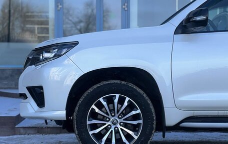 Toyota Land Cruiser Prado 150 рестайлинг 2, 2021 год, 6 990 000 рублей, 39 фотография