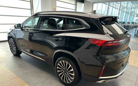 CheryExeed TXL, 2024 год, 3 880 000 рублей, 4 фотография