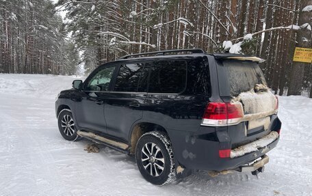 Toyota Land Cruiser 200, 2018 год, 6 200 000 рублей, 13 фотография