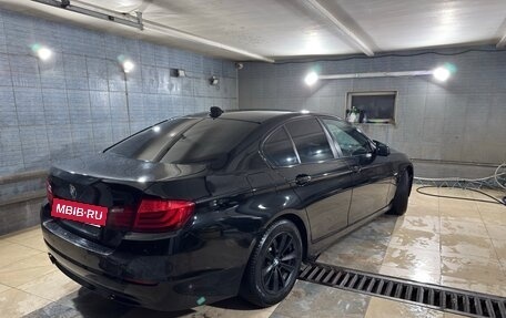 BMW 5 серия, 2012 год, 1 750 000 рублей, 3 фотография