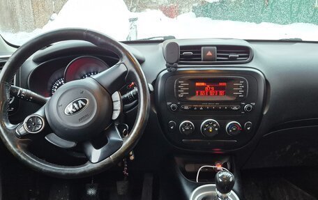 KIA Soul II рестайлинг, 2014 год, 940 000 рублей, 8 фотография