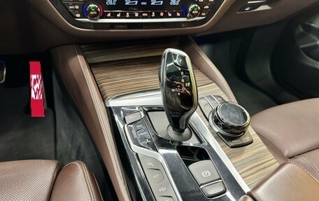 BMW 6 серия, 2018 год, 3 899 000 рублей, 15 фотография