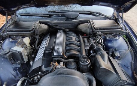 BMW 5 серия, 1996 год, 470 000 рублей, 13 фотография