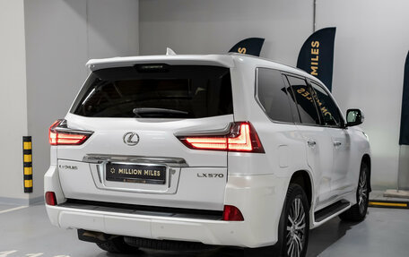 Lexus LX III, 2020 год, 8 690 000 рублей, 10 фотография